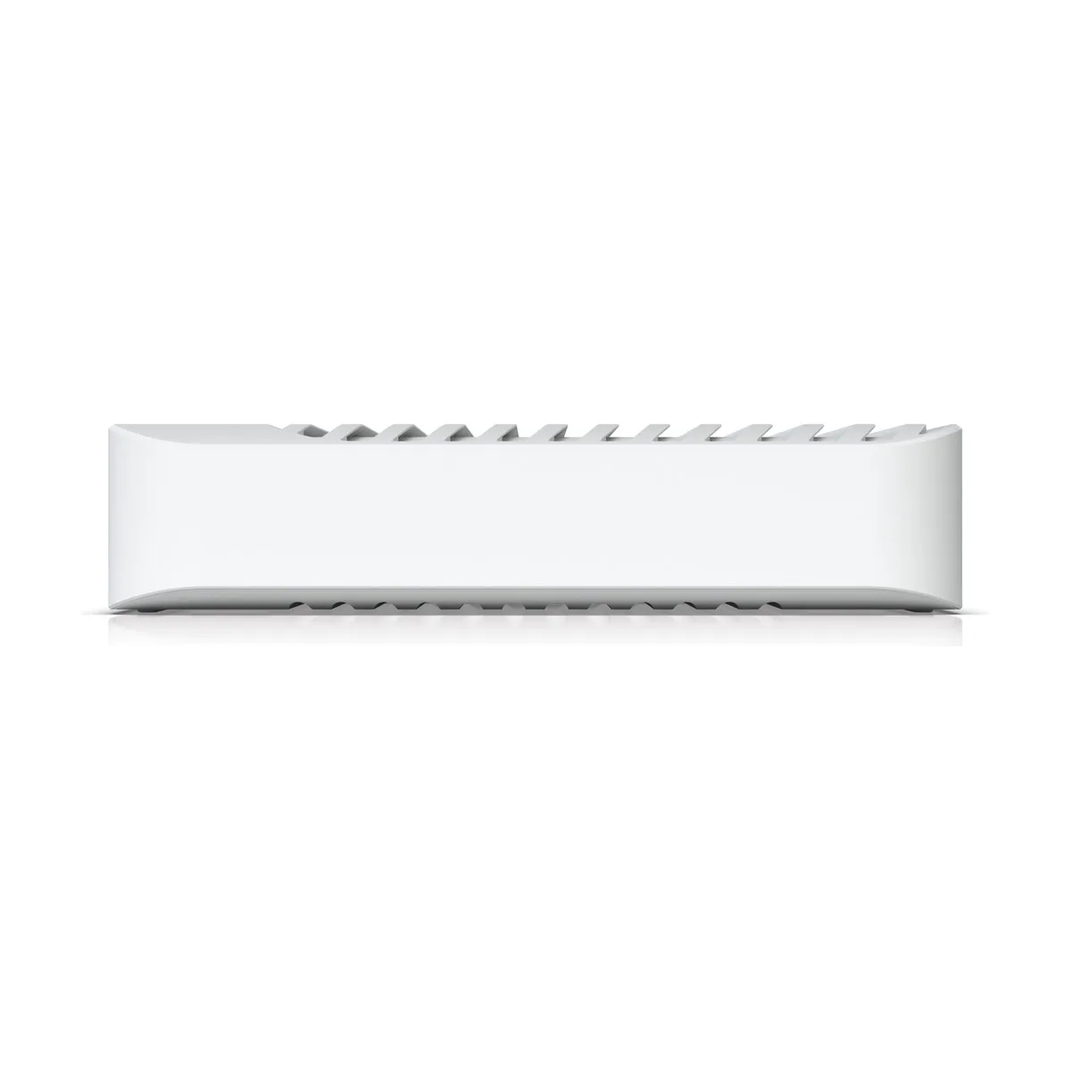 Коммутатор Ubiquiti UniFi Switch Pro 8 PoE — фото 3 из 6