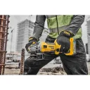 Углошлифовальная машина DEWALT DCG405NT-XJ, черный/желтый, без АКБ и ЗУ, в кейсе