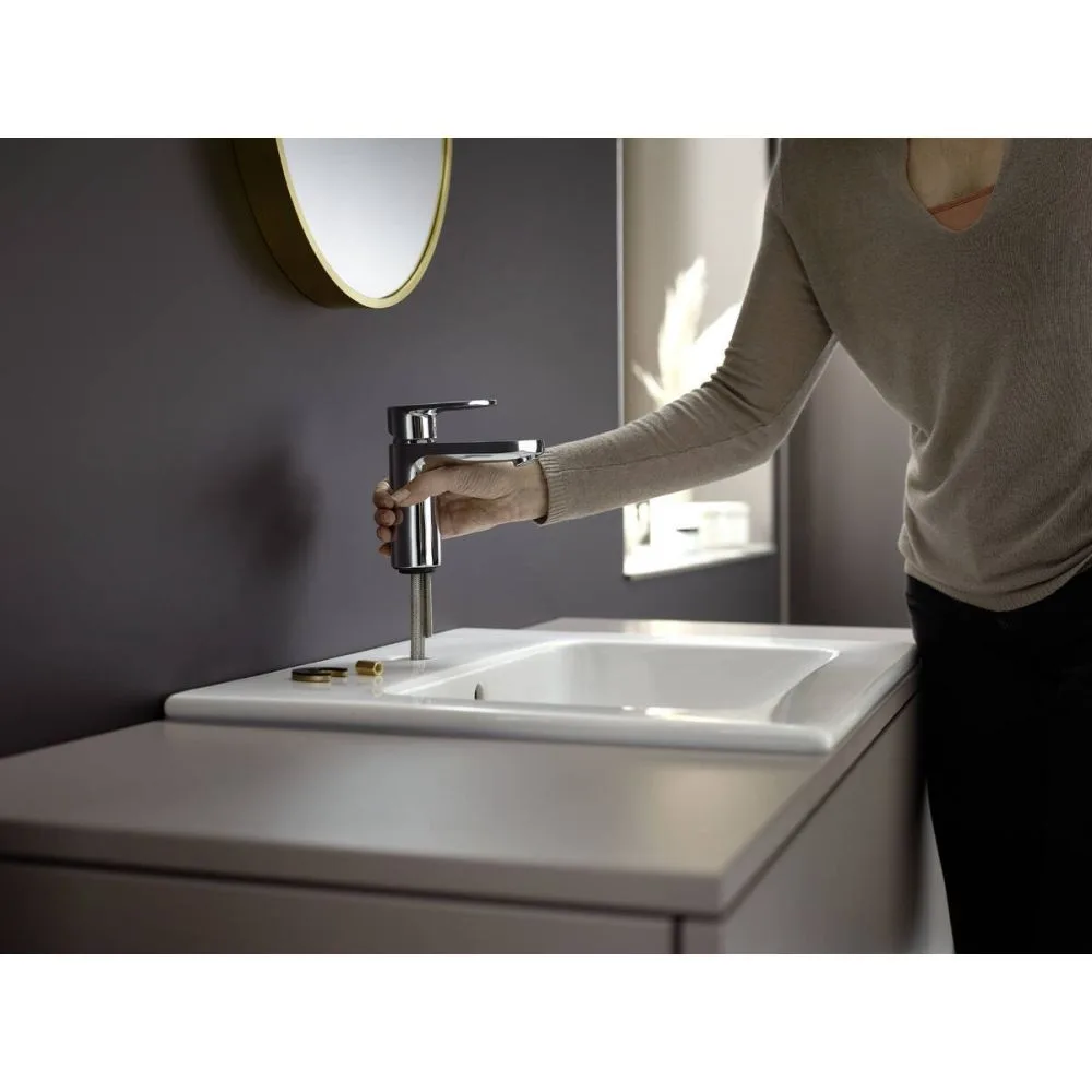 Смеситель для раковины Hansgrohe Vernis Blend 71551000 — фото 9 из 13