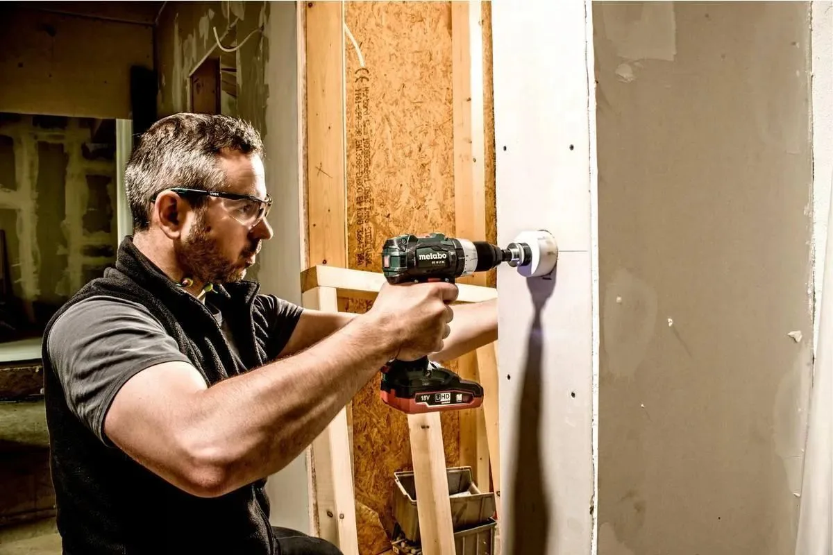 Дрель-шуруповерт аккумуляторная Metabo BS 18 LT BL 602325840 В кейсе MetaLoc II — фото 7 из 8