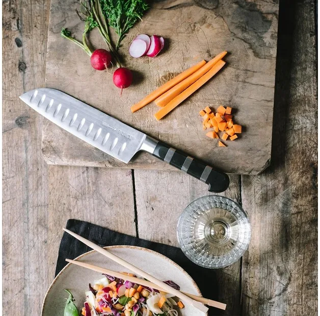 Кухонный нож F. Dick 1905 Santoku, Kullenschliff (81942182k), лезвие 18 см — фото 4 из 5