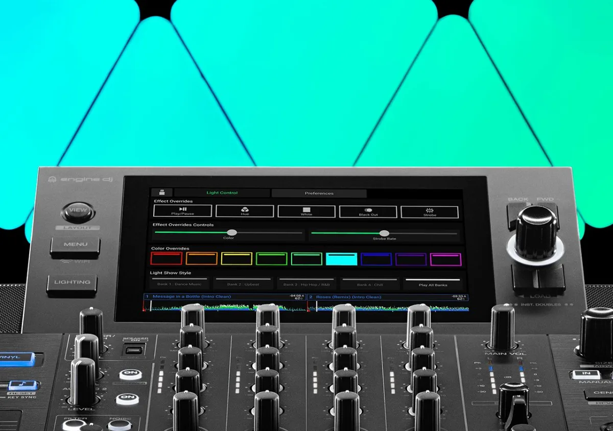 DJ контроллер Denon SC Live 4 — фото 12 из 12