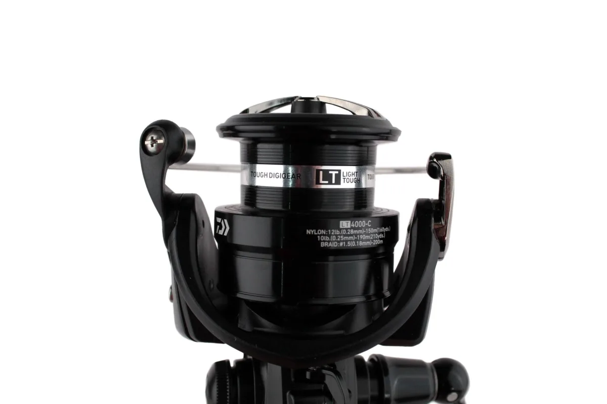 Катушка безынерционная Daiwa Black Widow BR LT 4000-C — фото 4 из 9