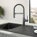 Однорычажный смеситель для кухни Villeroy & Boch Steel Expert Compact Anthracite (92730005)