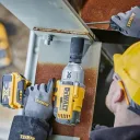 Аккумуляторный гайковерт DeWALT DCF897NT