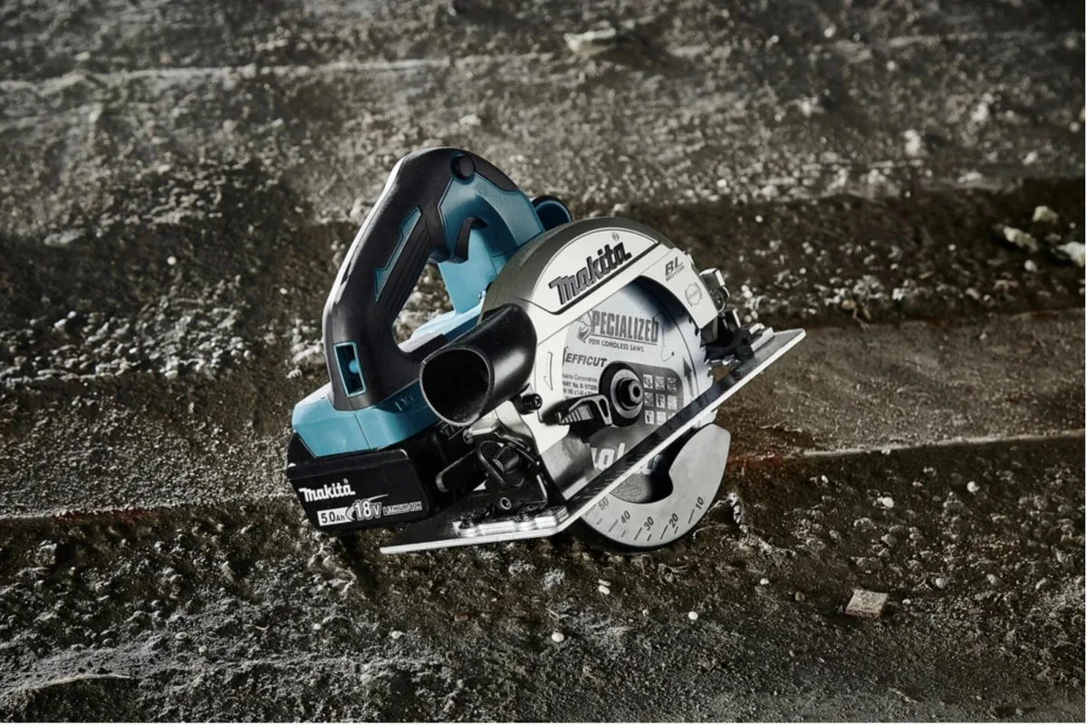 Аккумуляторная дисковая пила Makita DHS660Z 165мм (18V, Li-Ion) (без аккумуляторов и зарядного устройства) — фото 13 из 13