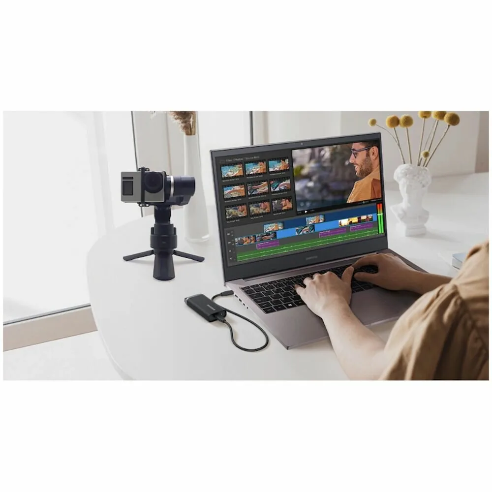 Портативный внешний SSD накопитель Samsung Portable SSD T5 EVO USB 3.2 Gen 1 4TB (MU-PH4T0S/WW) — фото 8 из 12