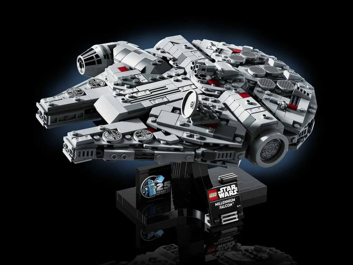 Конструктор Star Wars Сокол Тысячелетия 75375, 921 деталь — фото 6 из 12