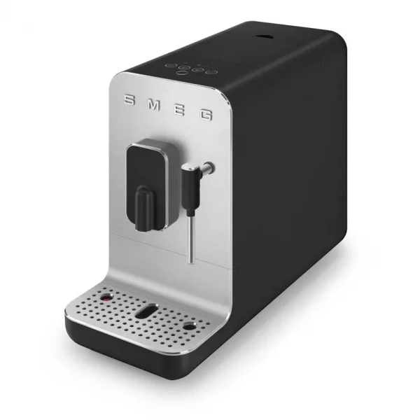 Автоматическая кофемашина SMEG BCC12BLMEU, чёрная, паровая насадка
