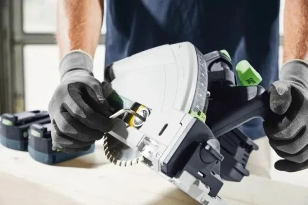 Аккумуляторная погружная пила Festool TSC 55 KEBI-Plus/XL 100Y Limited Edition 578226 — фото 6 из 9