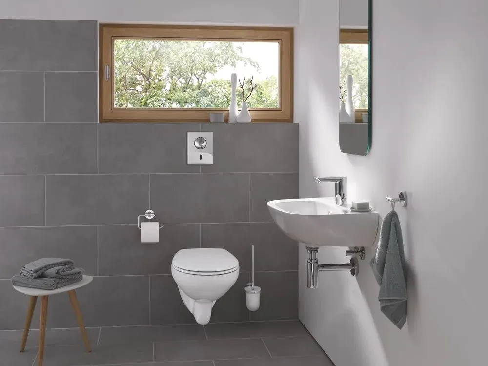 Сиденье для унитаза Grohe Bau Ceramic 39492000, альпин-белый — фото 5 из 6