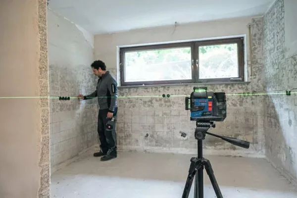 Лазерный нивелир Bosch GLL 12V-100-33 CG Professional (0601065401)