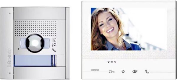 Видеодомофонный комплект Bticino Flex ONE с дверной станцией SFERA Allmetal камера и домашней станцией CLASSE 300 X13E, 365011