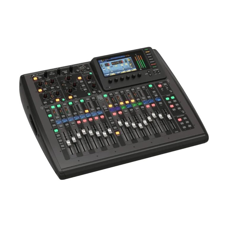 Цифровой микшерный пульт Behringer X32 Compact, 16 входов, 25 шин, 8 выходов