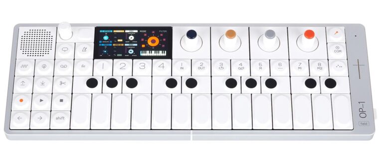 Цифровой синтезатор Teenage Engineering OP-1 Field